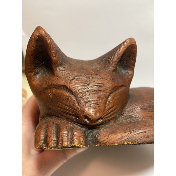 Vintage Wooden Carved Kitten / Cat Sleeping Curled Up Folk Art Kitty SIGNED - Picture 2 of 9